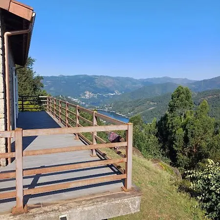 Casa Da Raposeira Louredo (Braga)